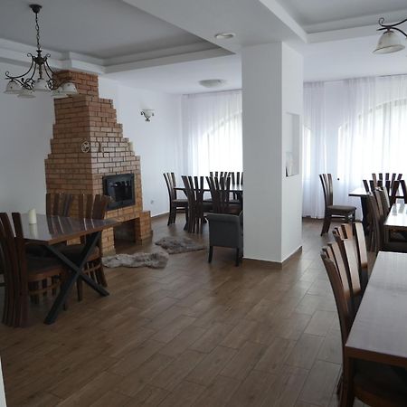 Готель La Rocca Фундата Екстер'єр фото